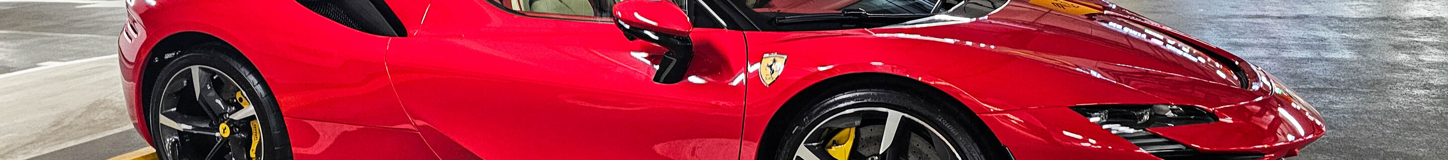 Ferrari SF90 Spider