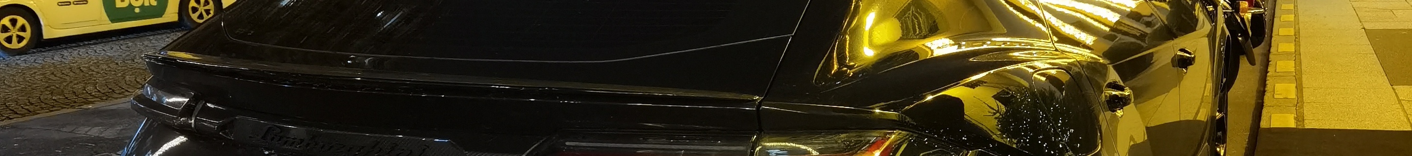 Lamborghini Urus Performante