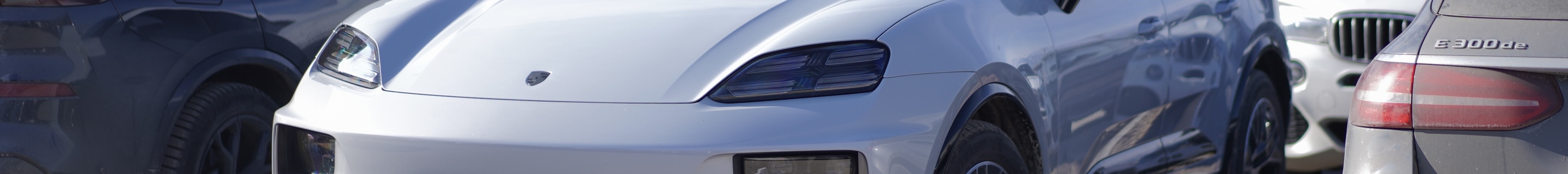 Porsche Macan EV Turbo