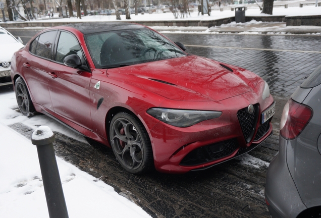 Alfa Romeo Giulia Quadrifoglio 2023