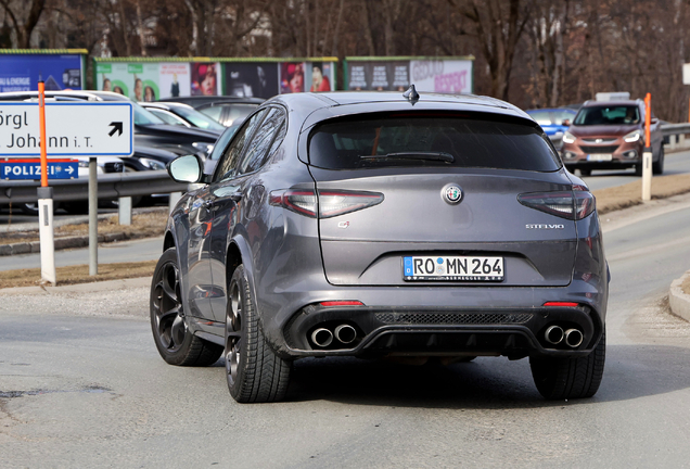 Alfa Romeo Stelvio Quadrifoglio 2020