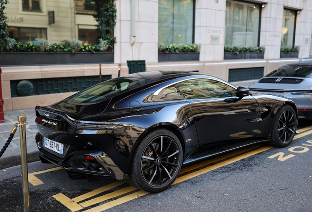 Aston Martin V8 Vantage 2018