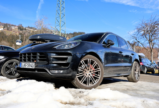 Porsche 95B Macan Turbo