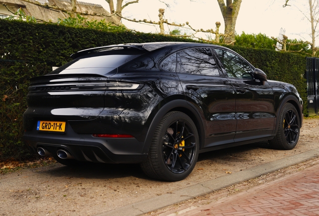 Porsche Cayenne Coupé Turbo E-Hybrid