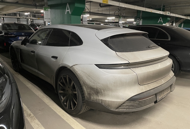 Porsche Taycan GTS Sport Turismo