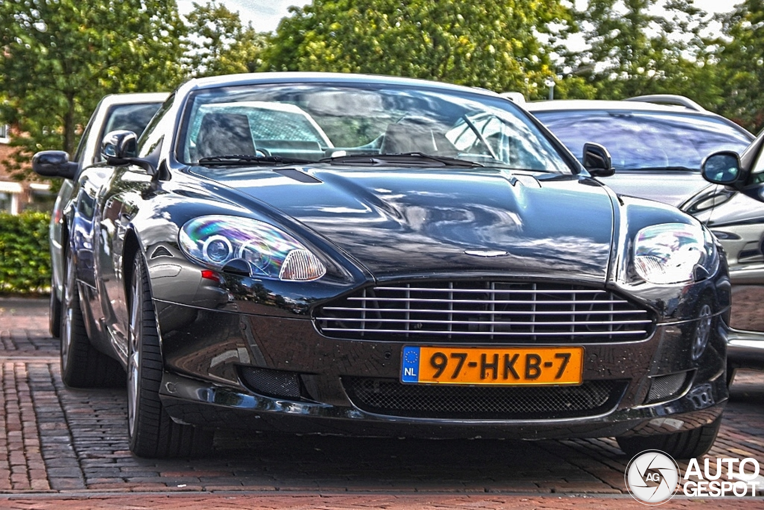 Aston Martin DB9