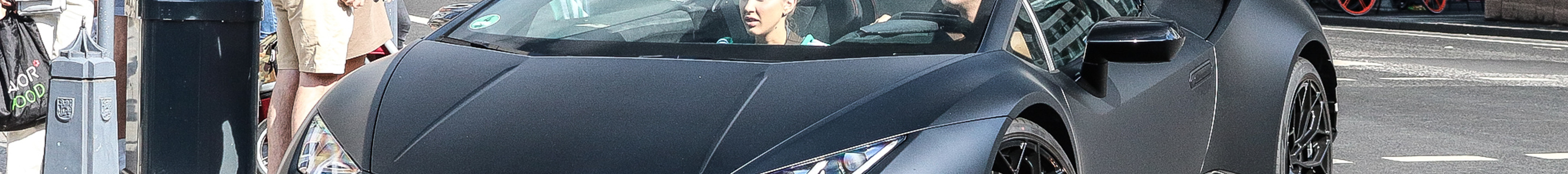 Lamborghini Huracán LP640-4 Performante Spyder