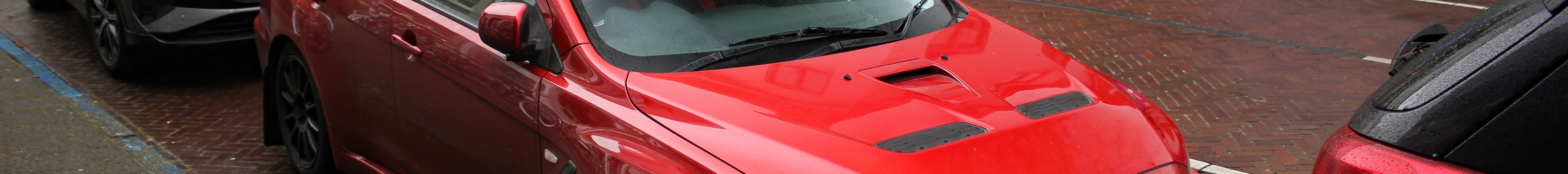 Mitsubishi Lancer Evolution X GSR FQ-300