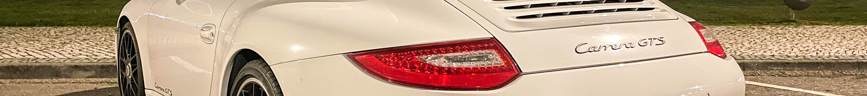 Porsche 997 Carrera GTS