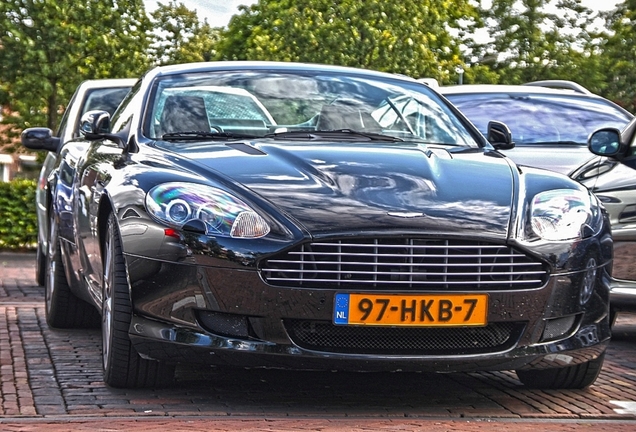 Aston Martin DB9