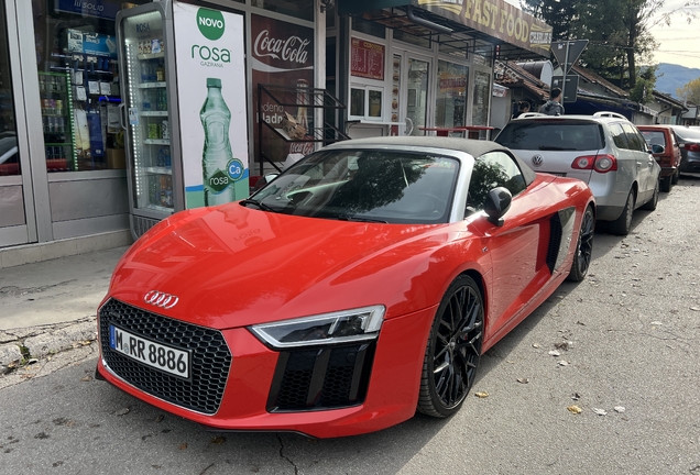 Audi R8 V10 Spyder 2016
