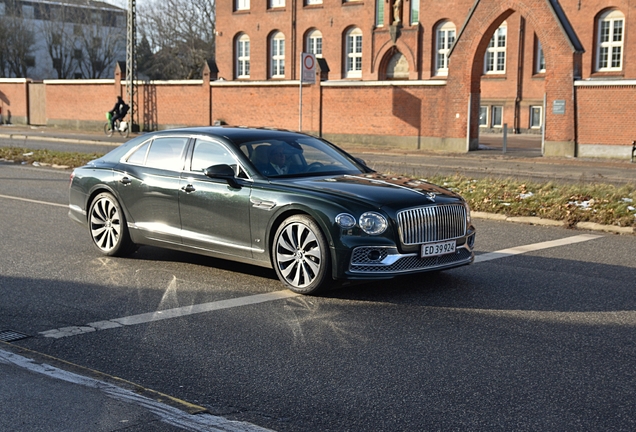 Bentley Flying Spur V8 2021