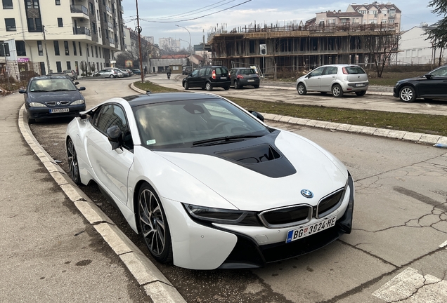 BMW i8