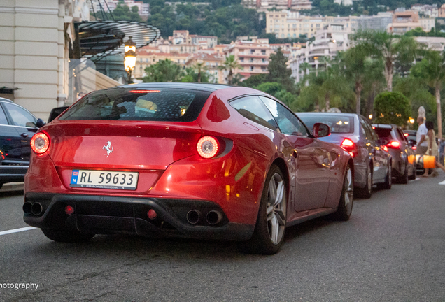 Ferrari FF