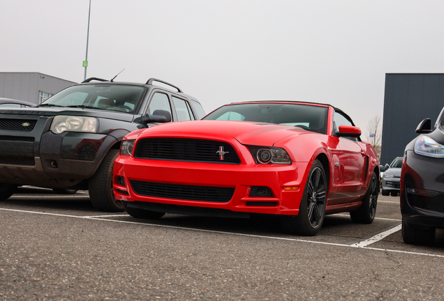 Ford Mustang GT California Special Convertible 2013