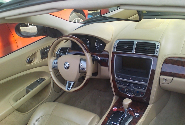Jaguar XKR Convertible 2006