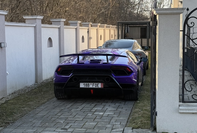Lamborghini Huracán LP640-4 Performante