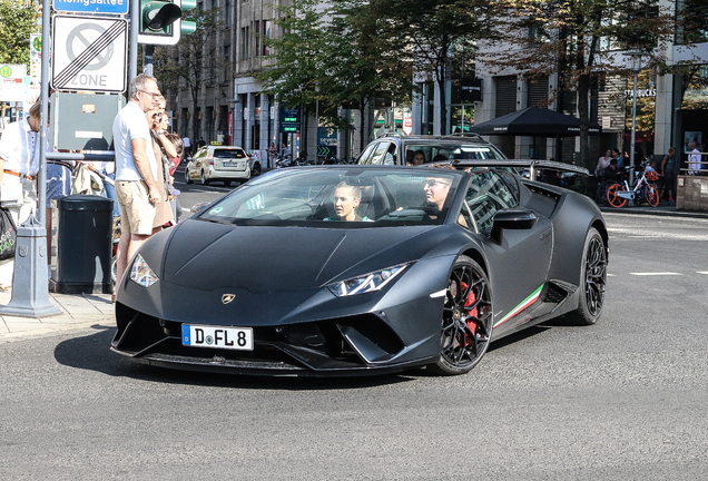 Lamborghini Huracán LP640-4 Performante Spyder