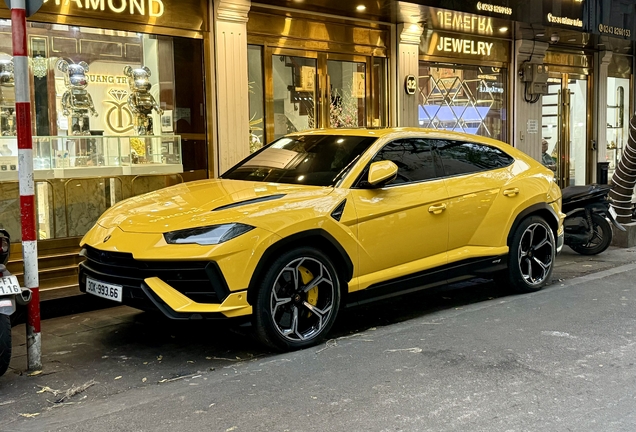 Lamborghini Urus S