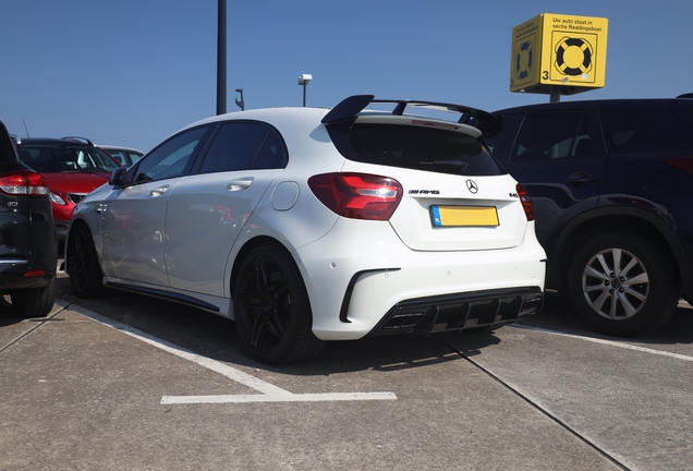 Mercedes-AMG A 45 W176 2015
