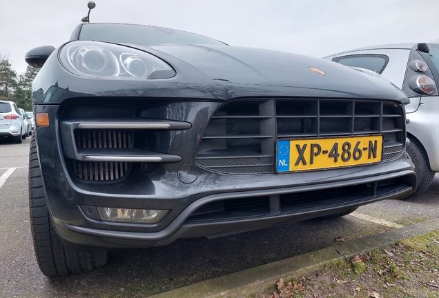 Porsche 95B Macan Turbo