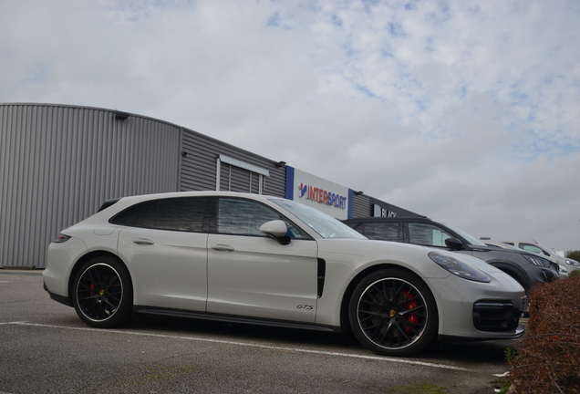 Porsche 971 Panamera GTS Sport Turismo