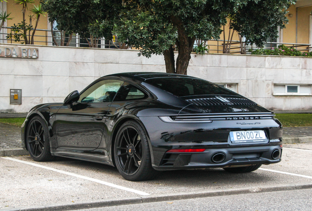 Porsche 992 Carrera GTS