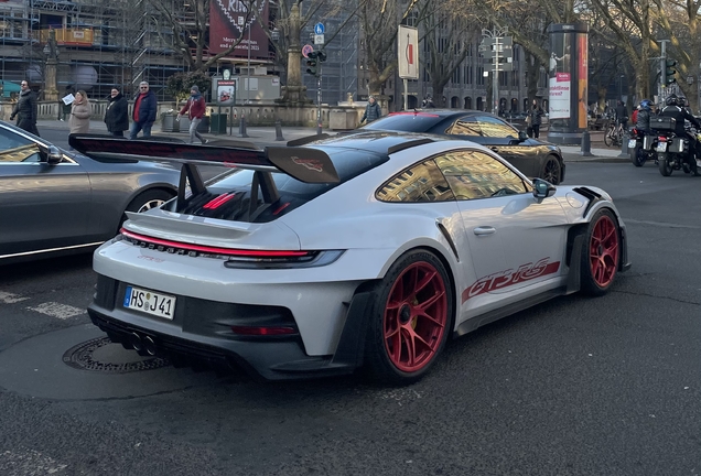 Porsche 992 GT3 RS MkI Weissach Package