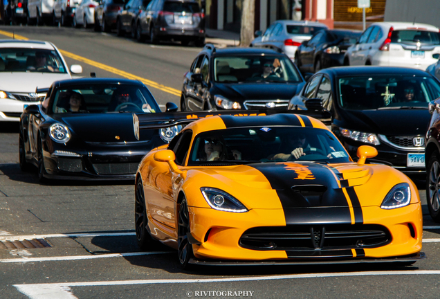 SRT Viper ACR 2015