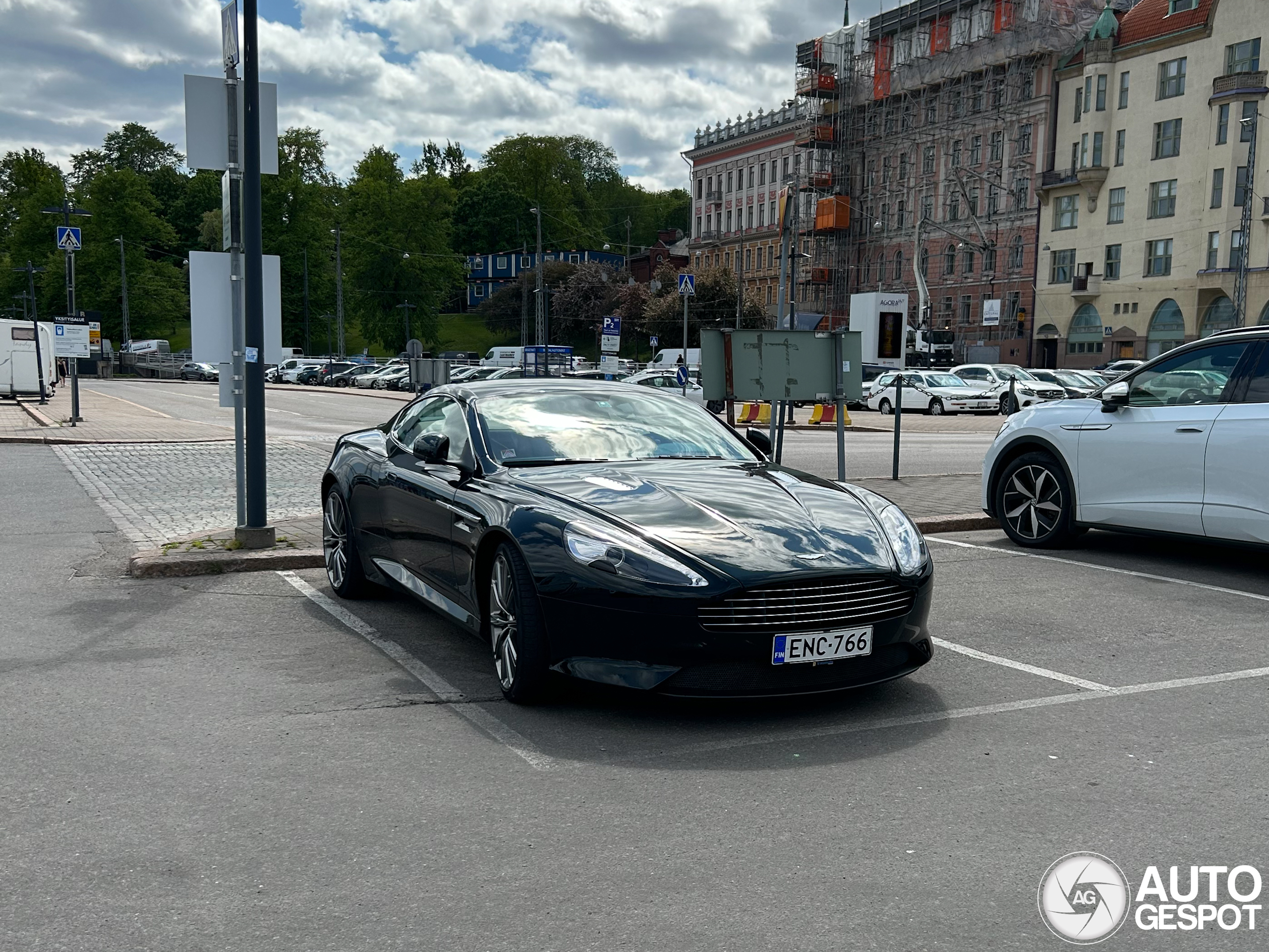 Aston Martin DB9 2013