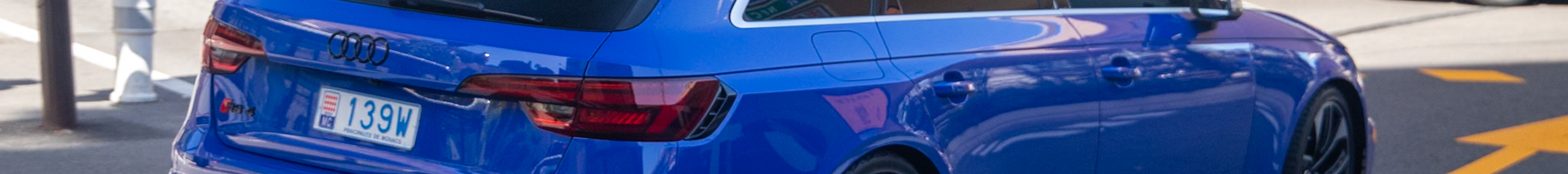 Audi RS4 Avant B9