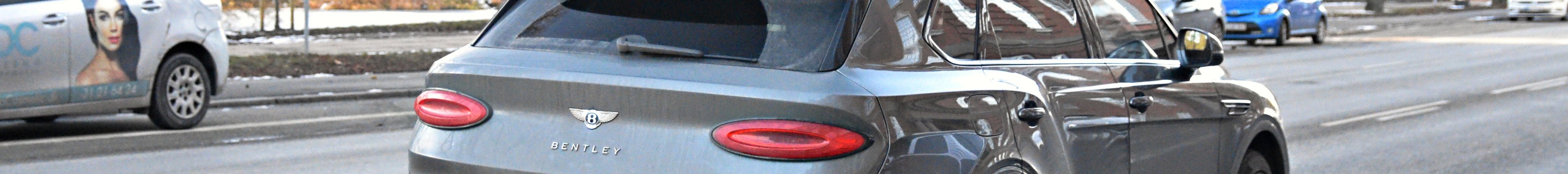 Bentley Bentayga V8 2021