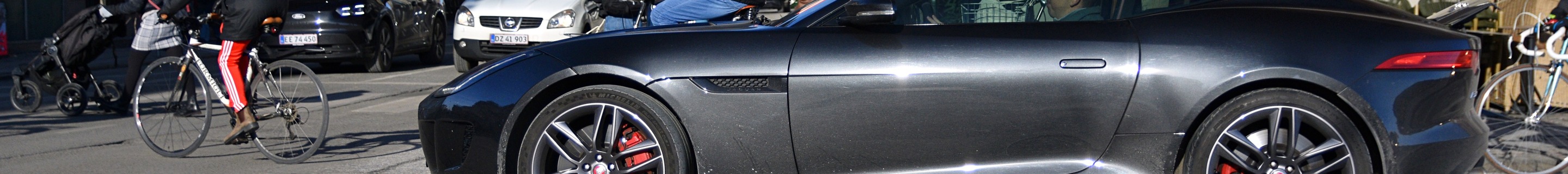 Jaguar F-TYPE R Coupé