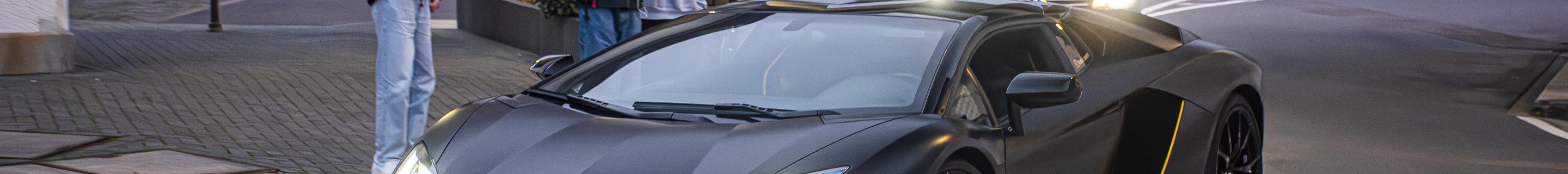 Lamborghini Aventador S LP740-4 Roadster