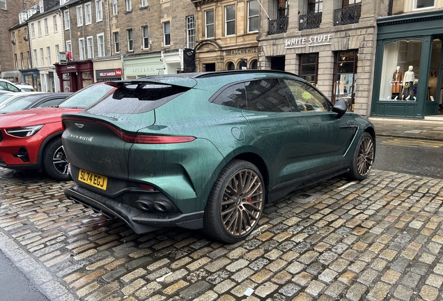 Aston Martin DBX707