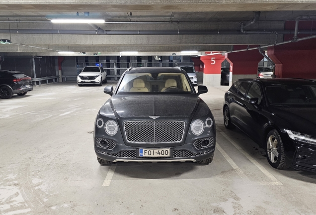 Bentley Bentayga Hybrid