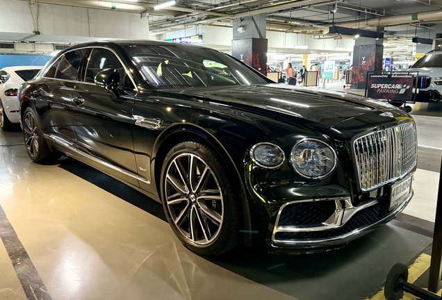 Bentley Flying Spur Hybrid