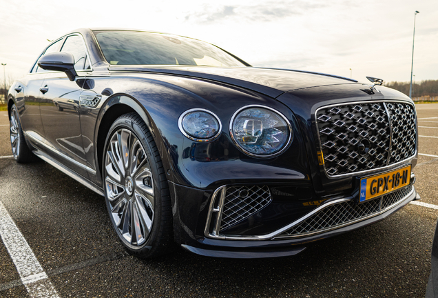 Bentley Flying Spur Mulliner 2025