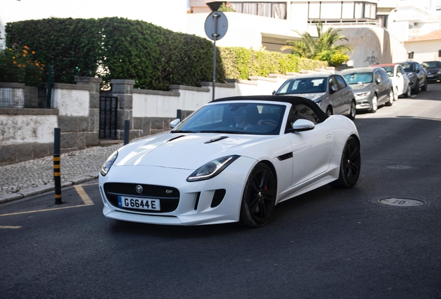Jaguar F-TYPE S Convertible
