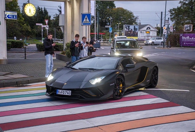Lamborghini Aventador S LP740-4 Roadster