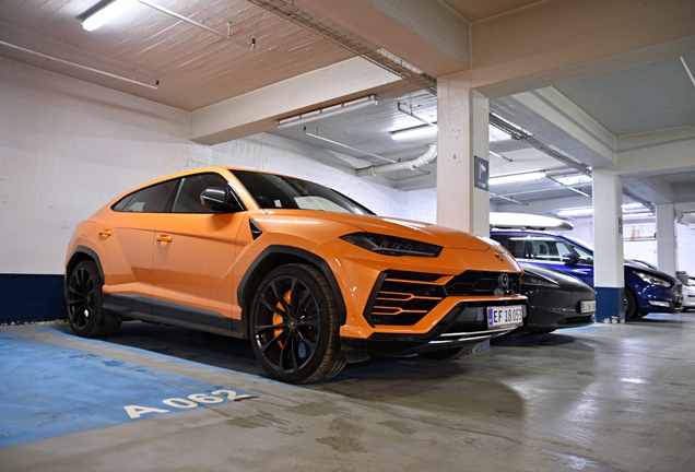 Lamborghini Urus