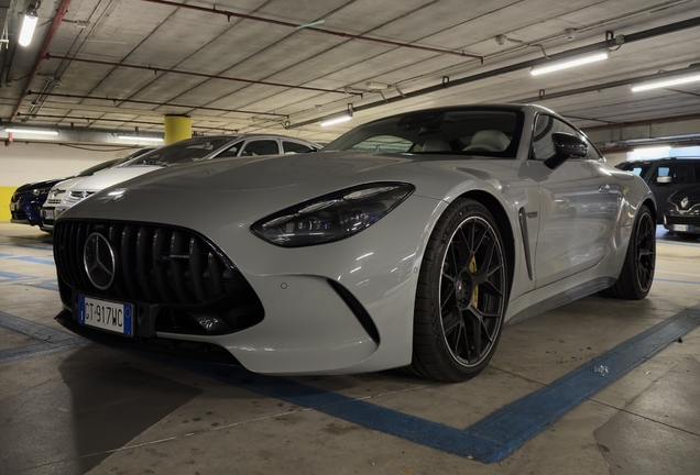 Mercedes-AMG GT 63 C192