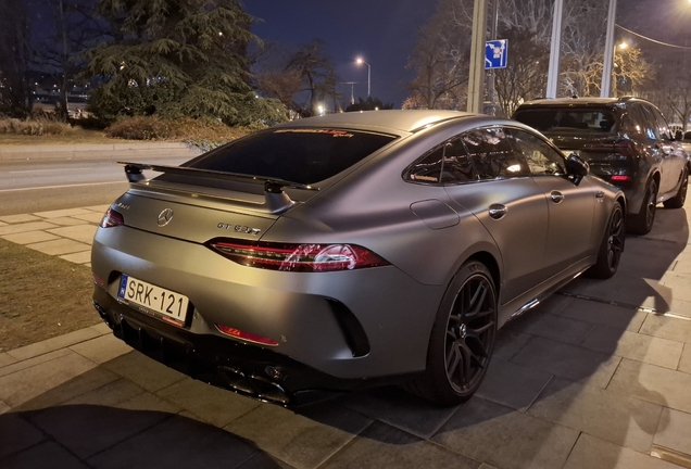 Mercedes-AMG GT 63 S X290