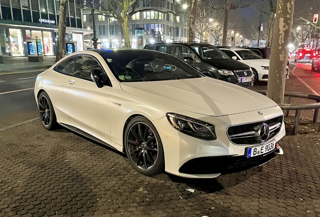 Mercedes-AMG S 63 Coupé C217