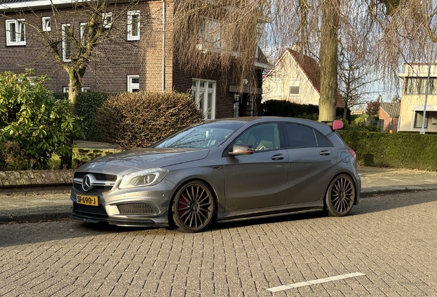 Mercedes-Benz A 45 AMG