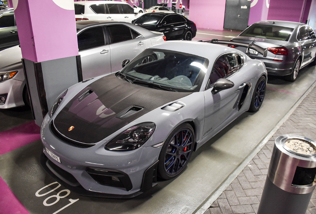 Porsche 718 Cayman GT4 RS Weissach Package
