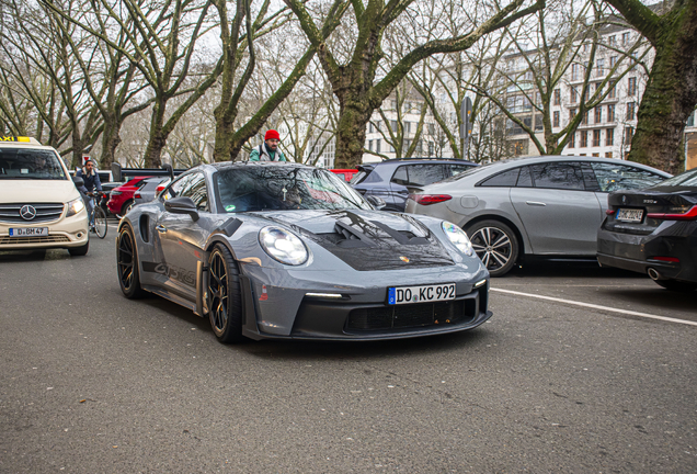 Porsche 992 GT3 RS Weissach Package