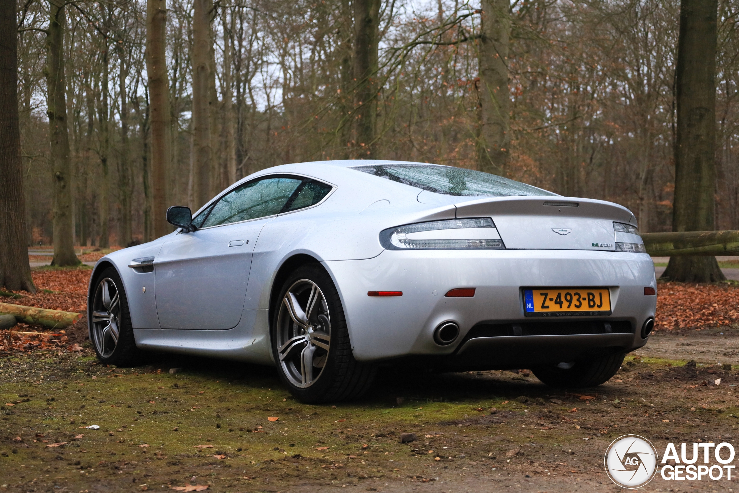 Aston Martin V8 Vantage N400