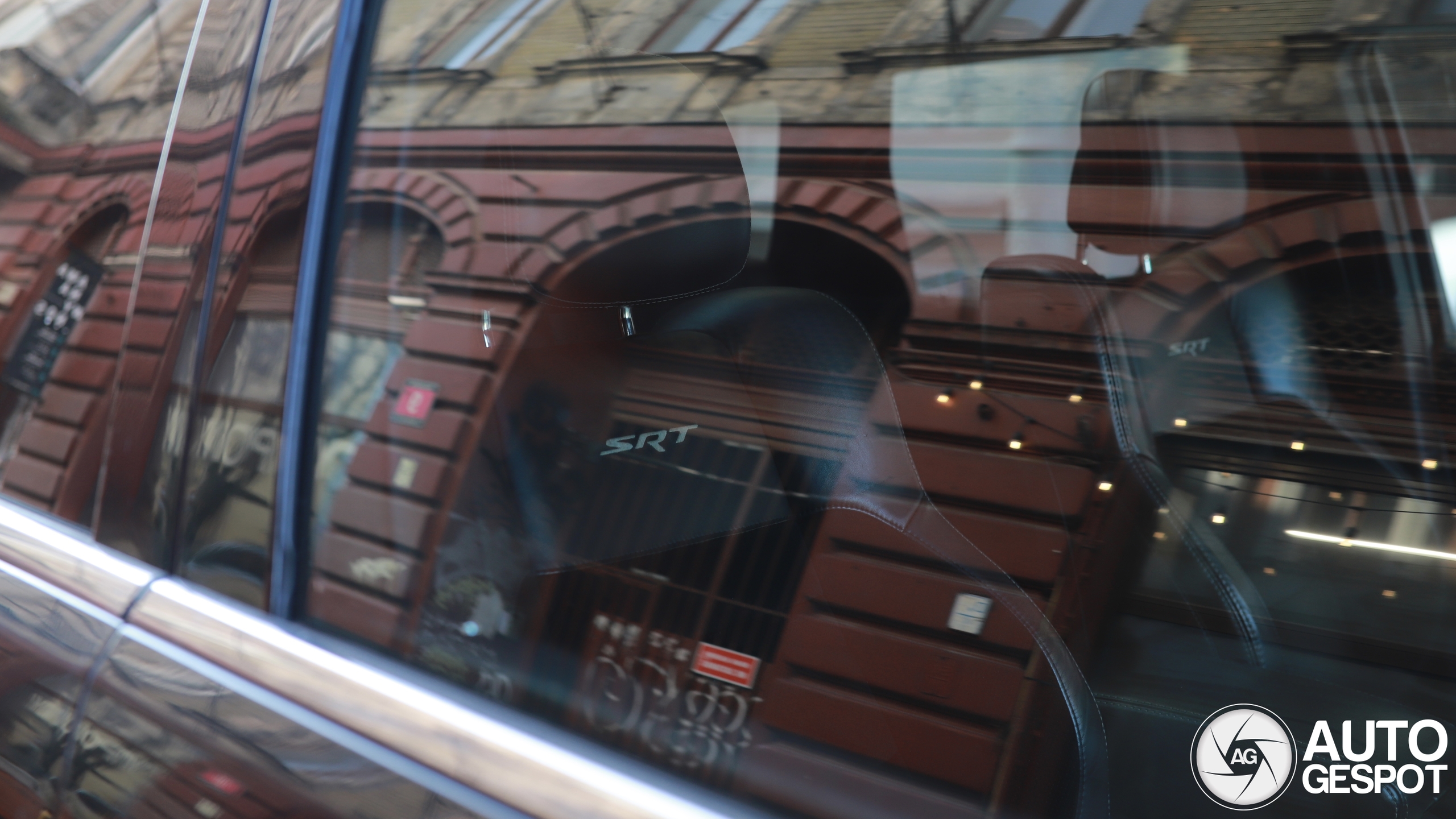 Jeep Grand Cherokee SRT-8 2012