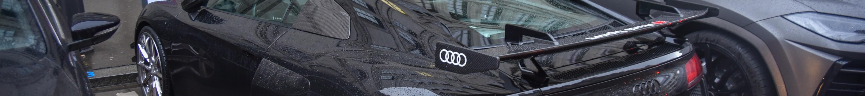 Audi R8 V10 Plus 2015